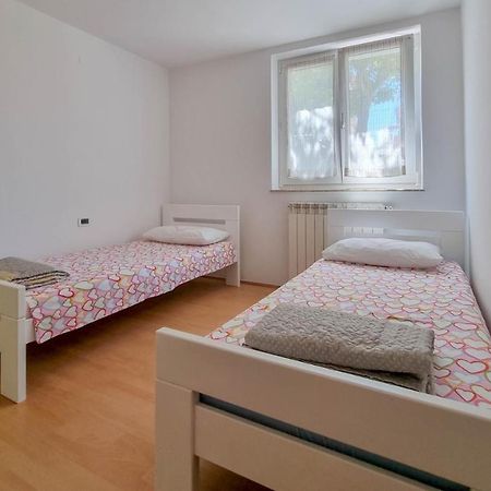 Appartement Ena à Novigrad Istria Extérieur photo