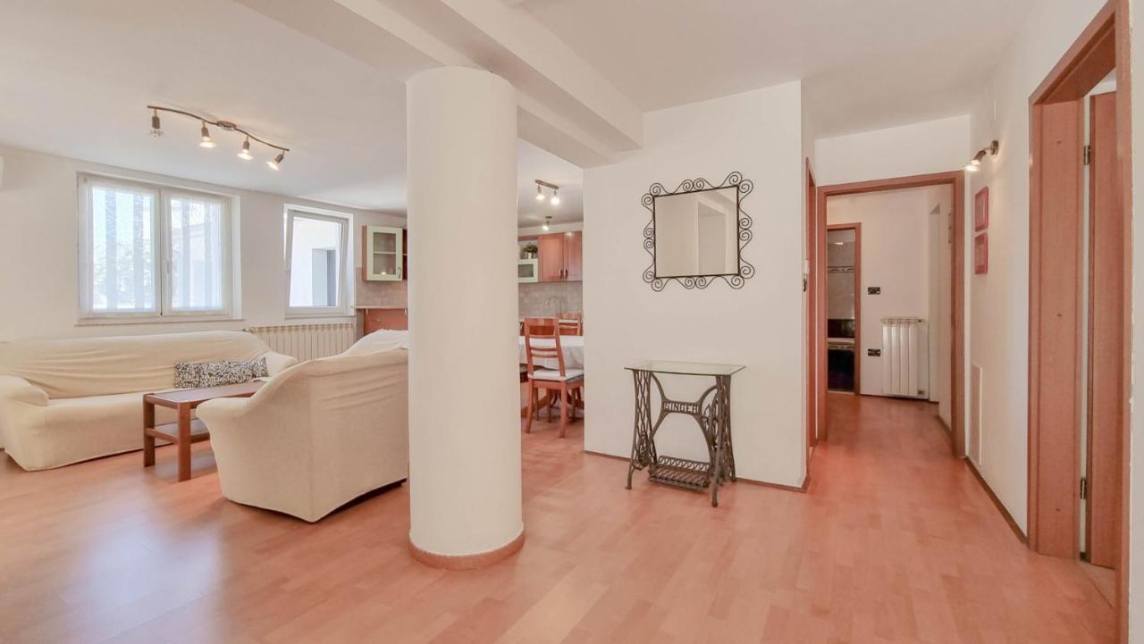 Appartement Ena à Novigrad Istria Extérieur photo