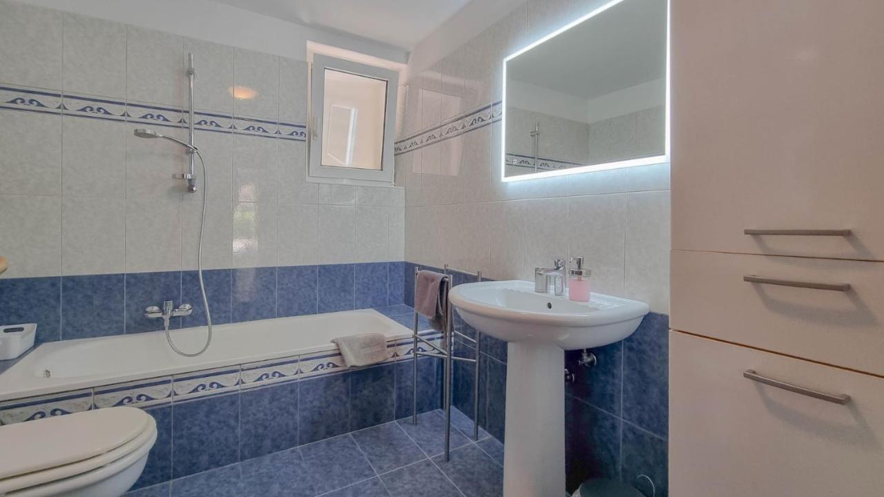 Appartement Ena à Novigrad Istria Extérieur photo