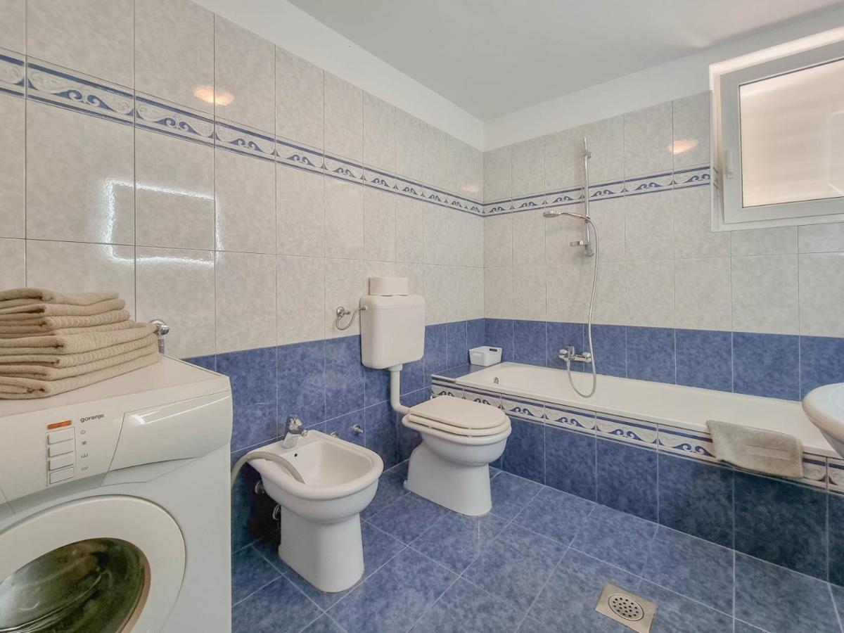 Appartement Ena à Novigrad Istria Extérieur photo